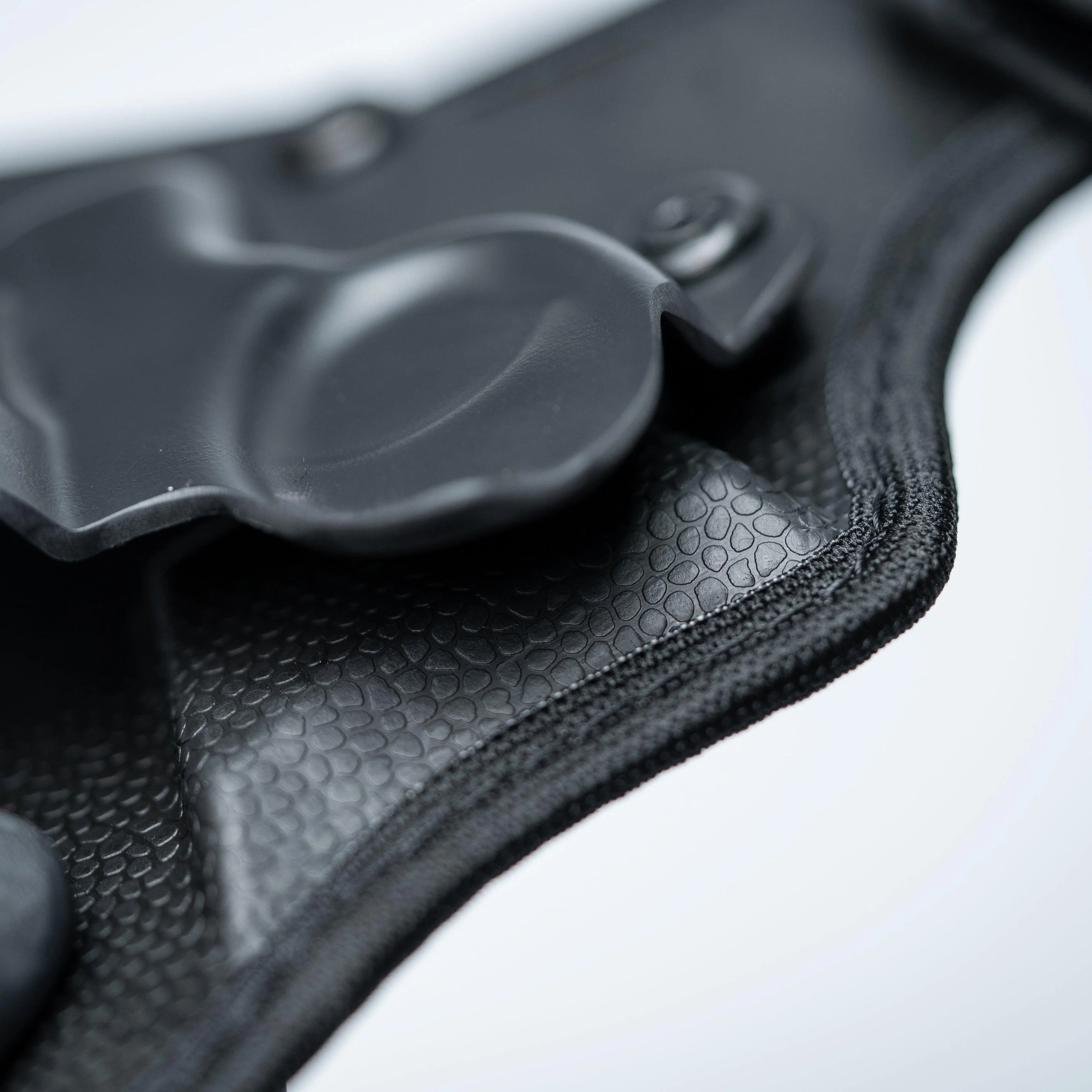 Cloak Tuck 3.0 IWB Holster for Revolvers for EAA Windicator - Image 5
